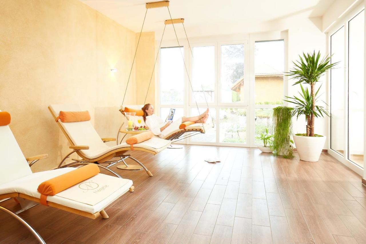 Wander- & Wellnesshotel Naegele Хёхеншванд Экстерьер фото